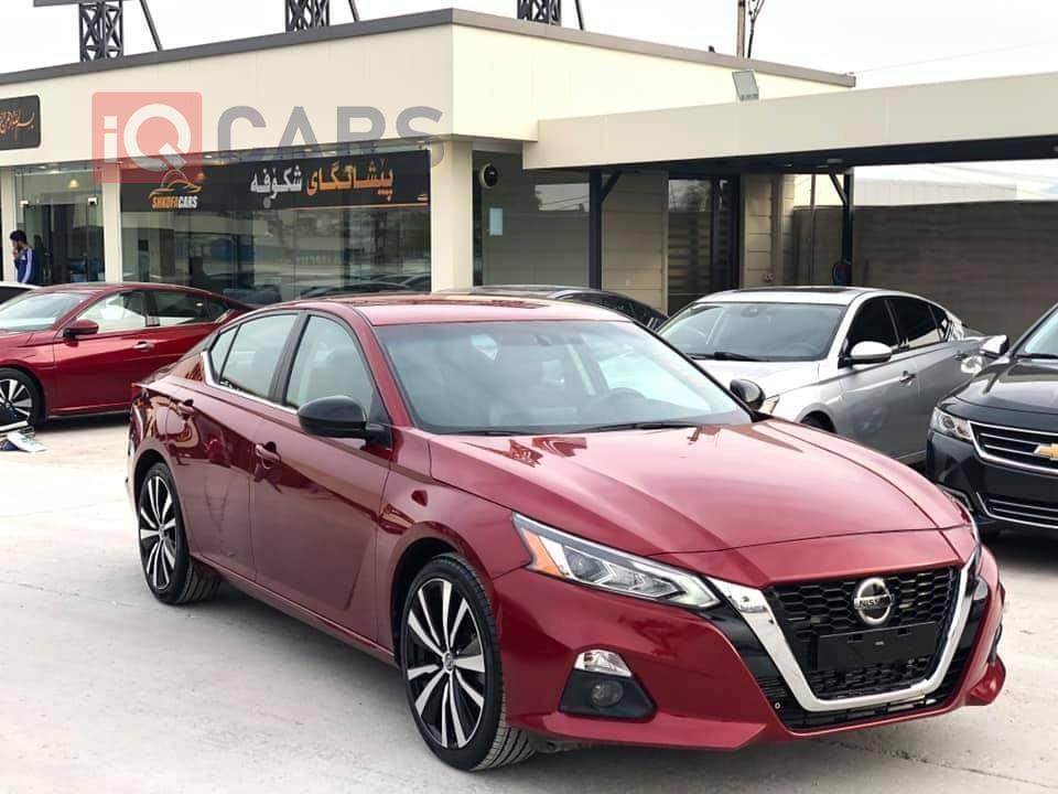 Nissan Altima